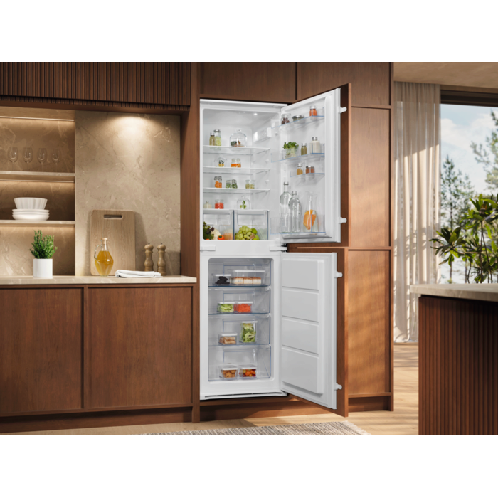Electrolux - Integrated fridge freezer - LNS5LE18S5