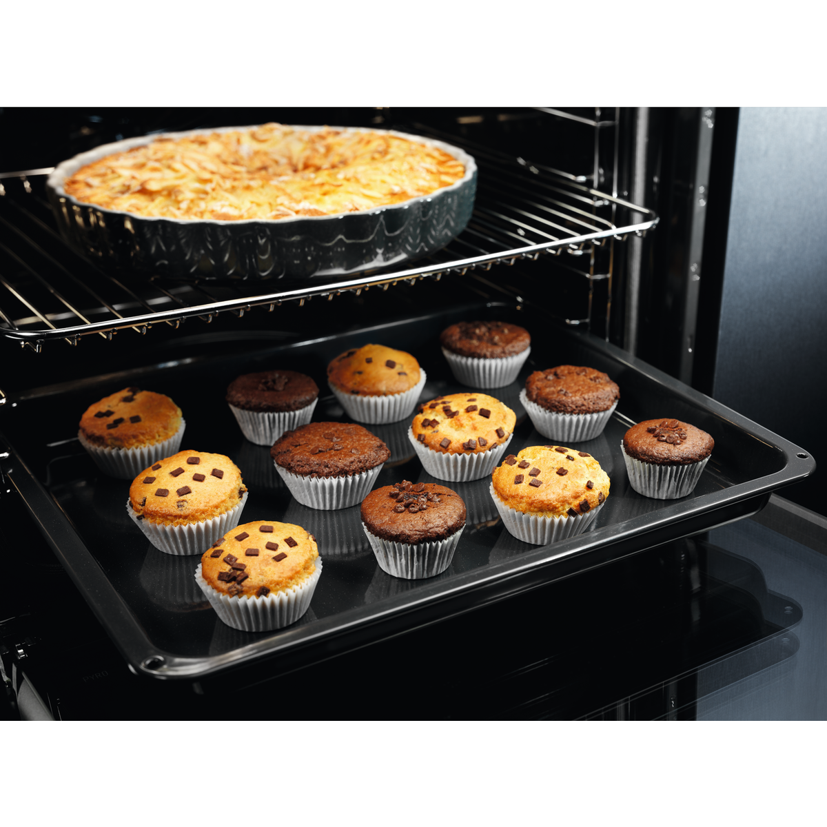 600 SurroundCook Integrated Oven Electric Oven | Electrolux
